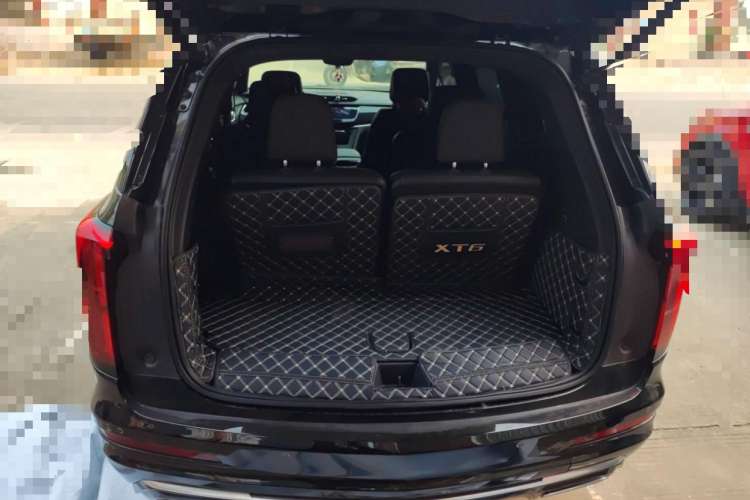 Used Cadillac XT6 2022 2.0T Six-Seater Four-Wheel Drive Luxury Version Trunk