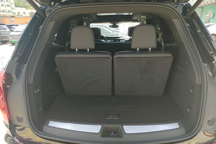 Used Cadillac XT6 2022 2.0T 7-Seater Two-Wheel Drive Luxury Version Trunk