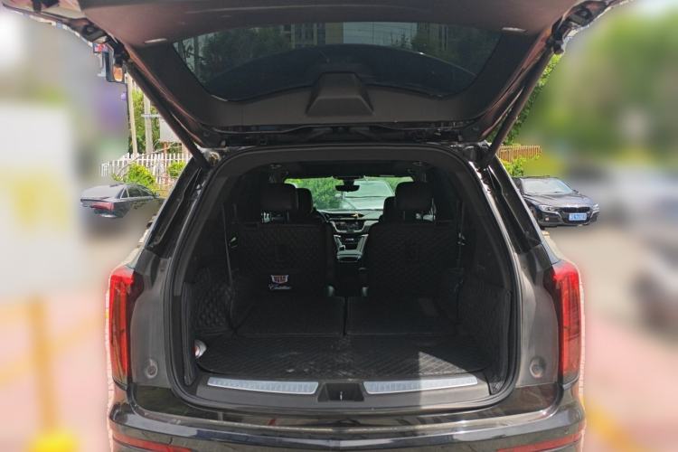 Used Cadillac XT6 2022 2.0T Six-Seater Four-Wheel-Drive Luxury Standard Edition Trunk