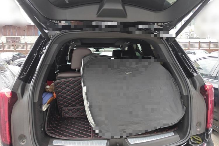 Used Cadillac XT6 2022 2.0T Six-Seater Four-Wheel Drive Luxury Version Trunk