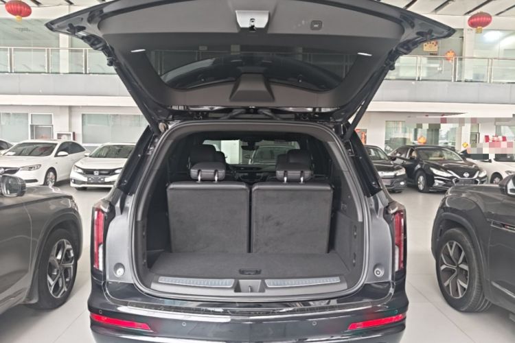 Used Cadillac XT6 2022 2.0T Six-Seater Four-Wheel-Drive Prestige Version Trunk