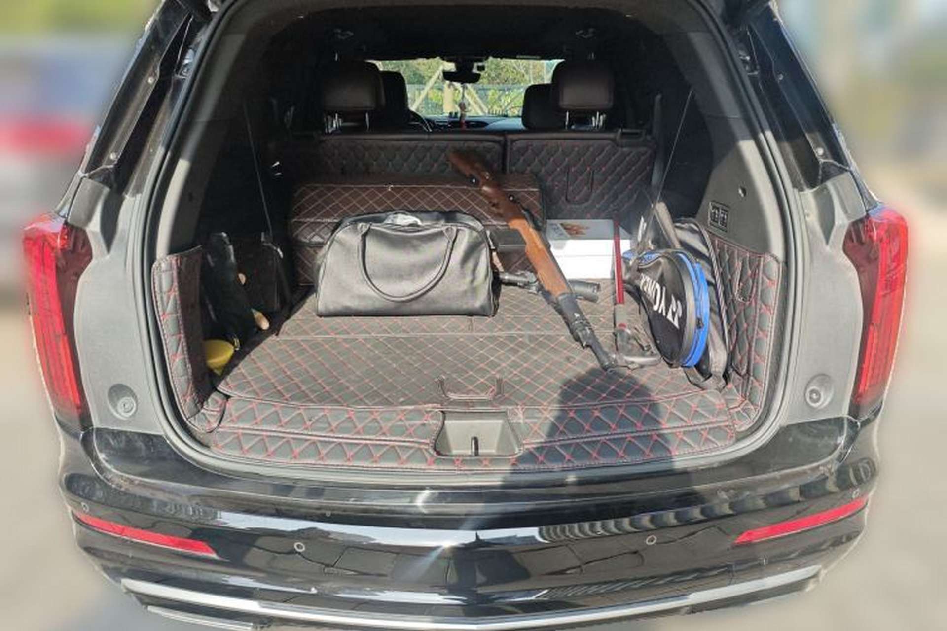 Used Cadillac XT6 2022 2.0T 7-Seater Four-Wheel Drive Luxury Version Trunk