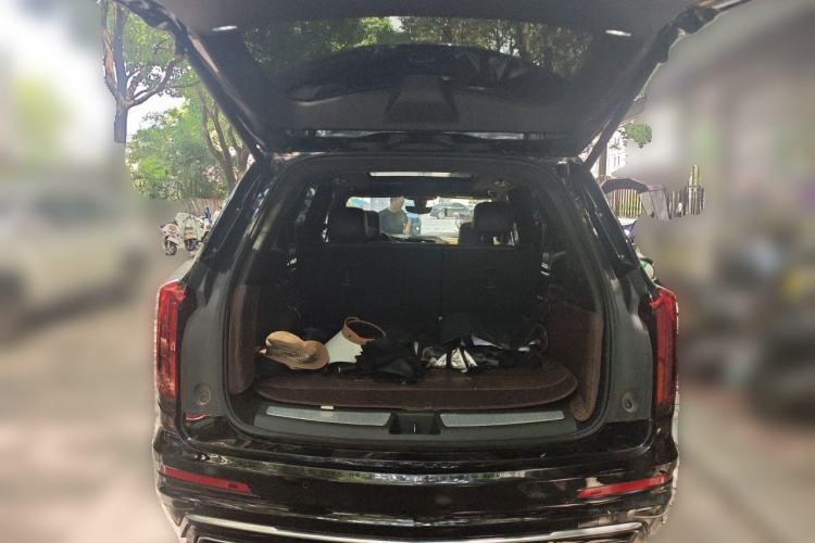 Used Cadillac XT6 2022 2.0T 7-Seater Four-Wheel Drive Luxury Version Trunk