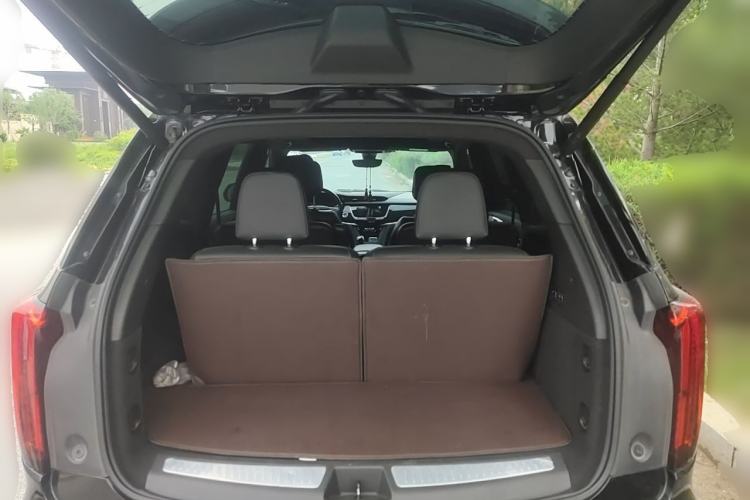 Used Cadillac XT6 2022 2.0T Six-Seater Four-Wheel Drive Luxury Version Trunk