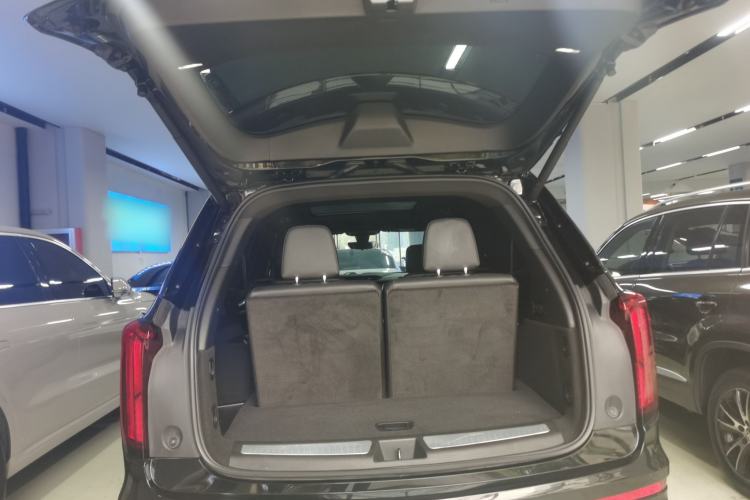 Used Cadillac XT6 2022 2.0T Six-Seater Four-Wheel Drive Luxury 120th Anniversary Limited Edition Trunk