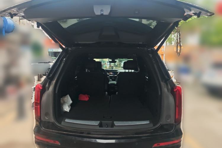 Used Cadillac XT6 2022 2.0T Six-Seater Four-Wheel Drive Luxury Version Trunk