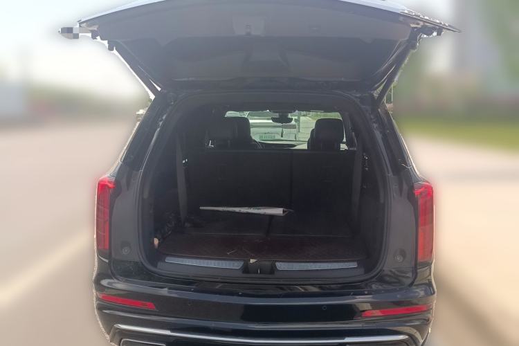 Used Cadillac XT6 2022 2.0T 7-Seater Four-Wheel Drive Luxury Version Trunk