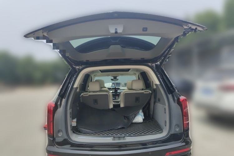 Used Cadillac XT6 2022 2.0T Six-Seater Four-Wheel Drive Luxury Version Trunk