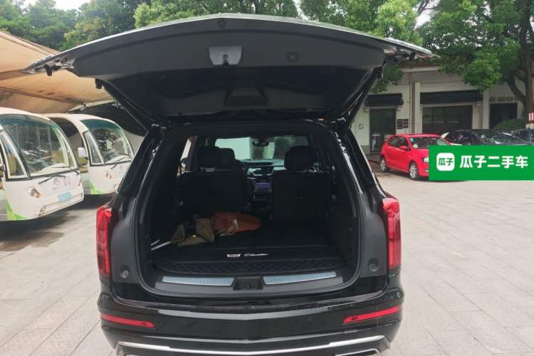Used Cadillac XT6 2022 2.0T Six-Seater Four-Wheel Drive Luxury Version Trunk