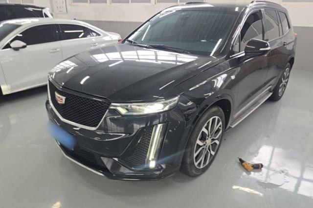 Ojetý Cadillac XT6 2022 2.0T Six-Seater Four-Wheel-Drive Prestige Version