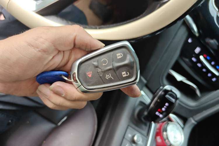 Used Cadillac XT6 2022 2.0T Six-Seater Two-Wheel-Drive Luxury Version Vehicle Key