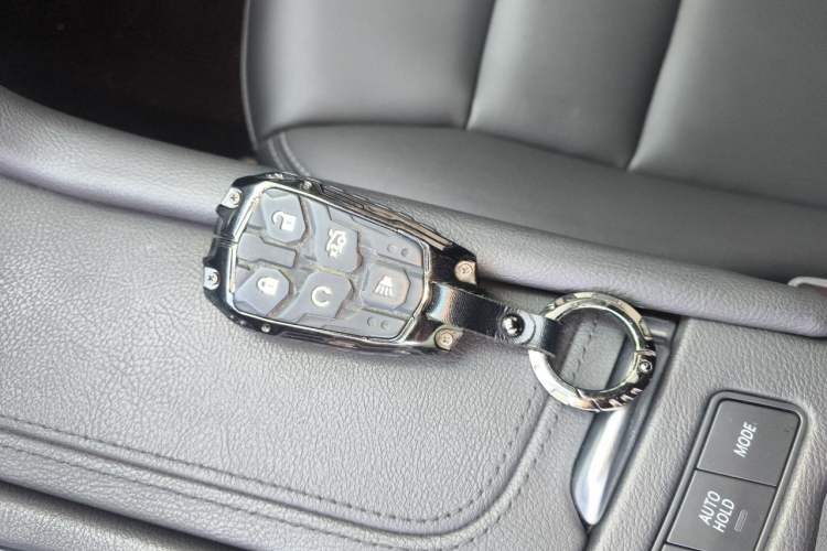 Used Cadillac XT6 2022 2.0T Six-Seater Four-Wheel-Drive Luxury Version Vehicle Key