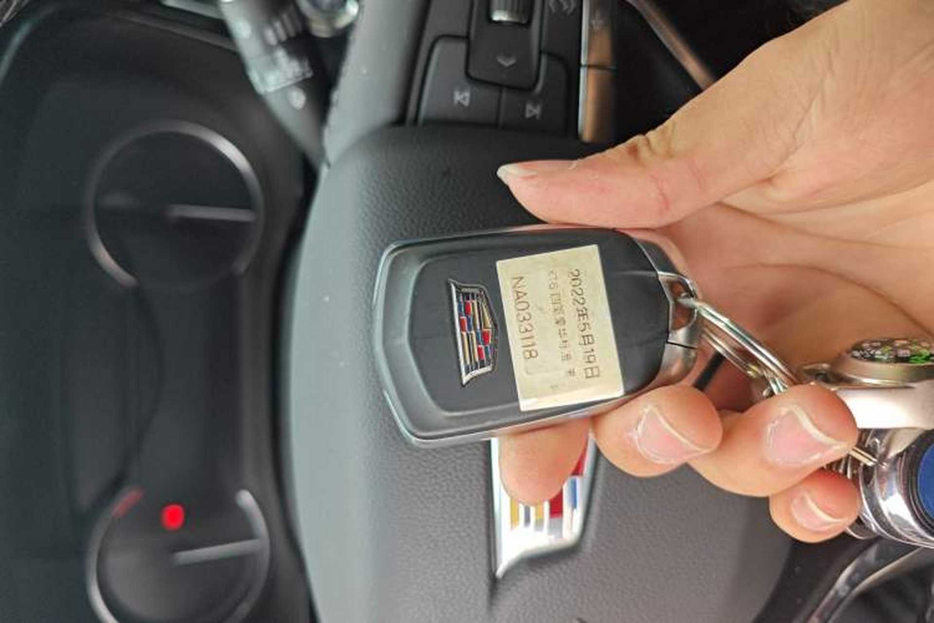 Used Cadillac XT6 2022 2.0T Six-Seater Four-Wheel-Drive Luxury Standard Edition Vehicle Key