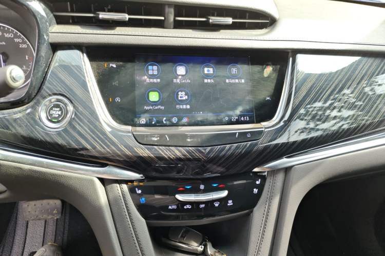 Used Cadillac XT6 2022 2.0T Six-Seater Four-Wheel Drive Luxury Version Audio And AC Panel