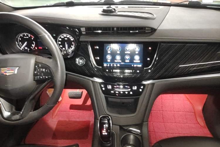 Used Cadillac XT6 2022 2.0T 7-Seater Four-Wheel Drive Luxury Version Audio And AC Panel