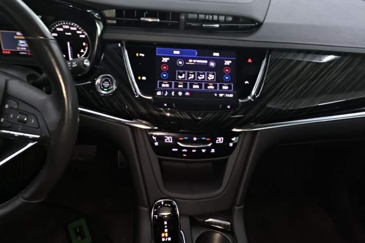 Used Cadillac XT6 2022 2.0T 7-Seater Four-Wheel Drive Luxury Standard Edition Audio And AC Panel