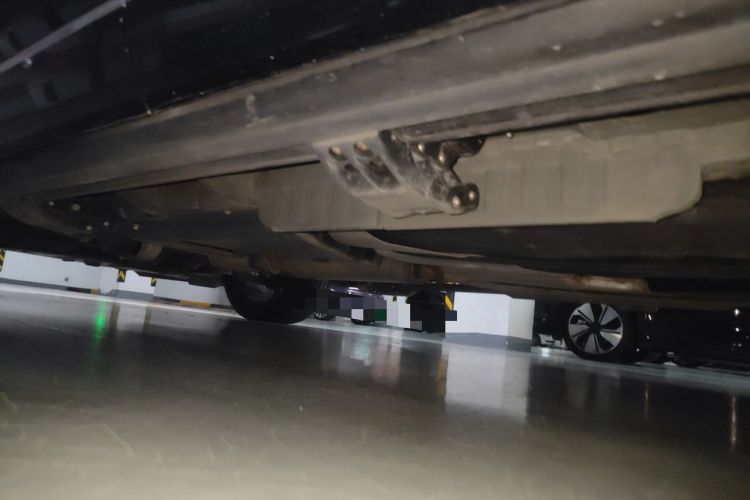 Used Cadillac XT6 2022 2.0T Six-Seater Four-Wheel Drive Luxury Version Chassis Rear Left