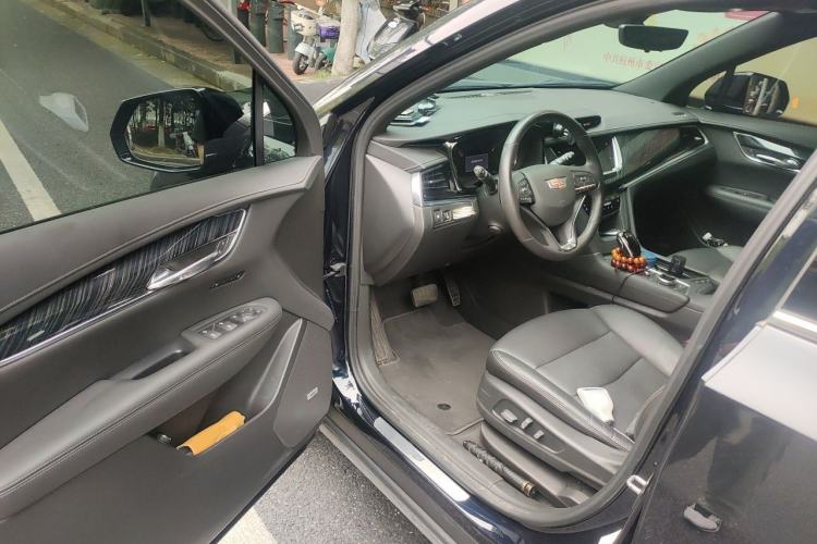 Used Cadillac XT6 2022 2.0T 7-Seater Four-Wheel Drive Luxury Standard Edition Driver Seat