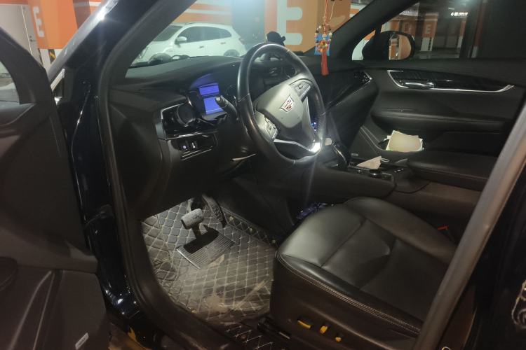 Used Cadillac XT6 2022 2.0T Six-Seater Four-Wheel-Drive Luxury Standard Edition Driver Seat