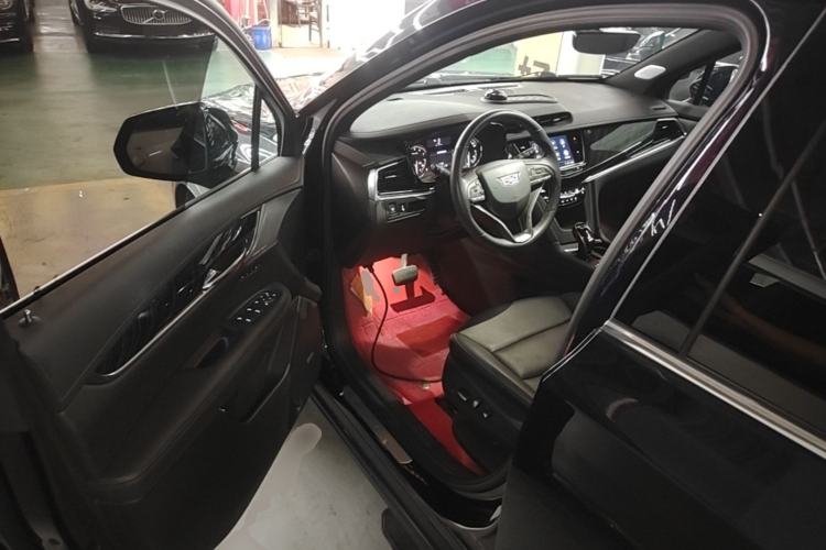 Used Cadillac XT6 2022 2.0T 7-Seater Four-Wheel Drive Luxury Version Driver Seat