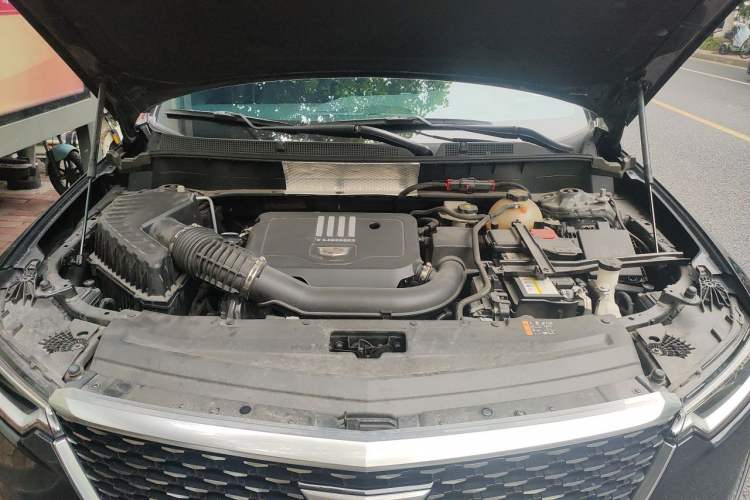 Used Cadillac XT6 2022 2.0T 7-Seater Four-Wheel Drive Luxury Standard Edition Engine Bay
