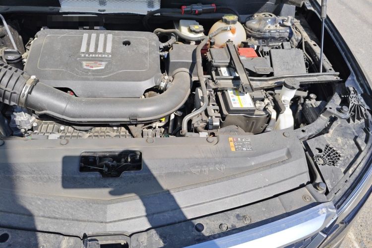 Used Cadillac XT6 2022 2.0T 7-Seater Four-Wheel Drive Luxury Version Engine Bay Left