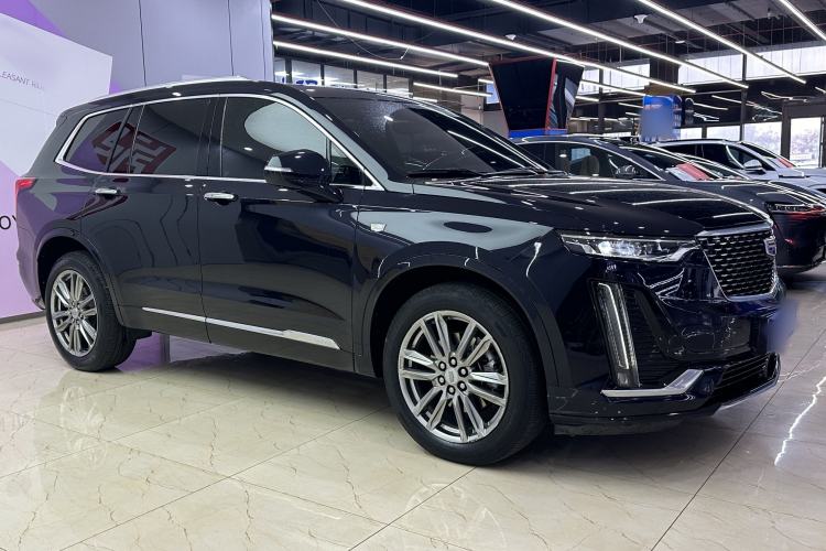 Used Cadillac XT6 2022 2.0T Six-Seater Four-Wheel Drive Luxury Version Exterior 2