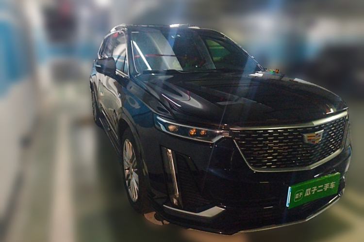 Used Cadillac XT6 2022 2.0T Six-Seater Two-Wheel-Drive Luxury Version Front Right 45 Deg