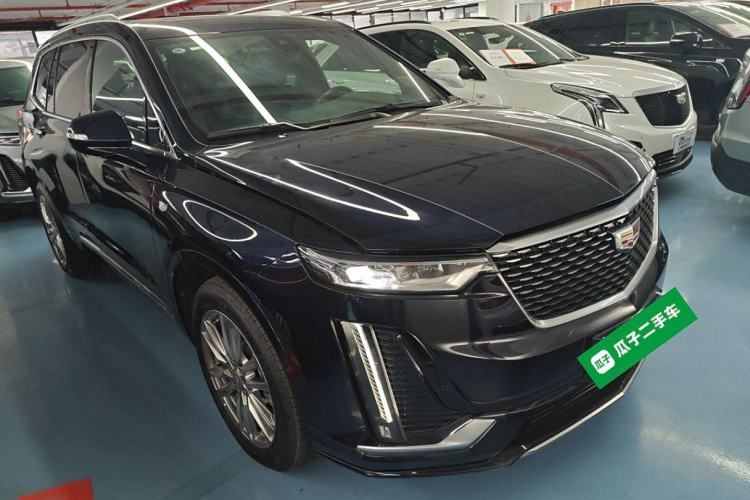 Used Cadillac XT6 2022 2.0T Six-Seater Four-Wheel Drive Luxury Version Front Right 45 Deg