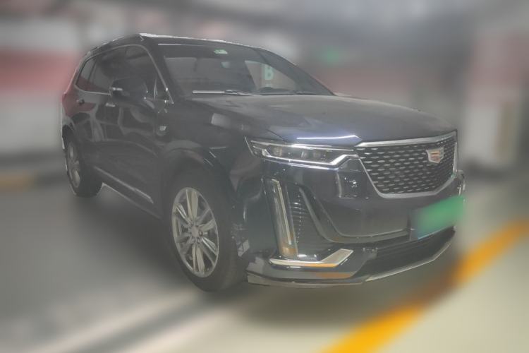 Used Cadillac XT6 2022 2.0T Six-Seater Four-Wheel Drive Luxury Version Front Right 45 Deg