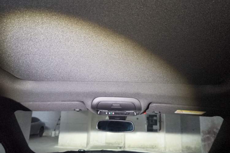 Used Cadillac XT6 2022 2.0T Six-Seater Two-Wheel-Drive Luxury Version Headliner
