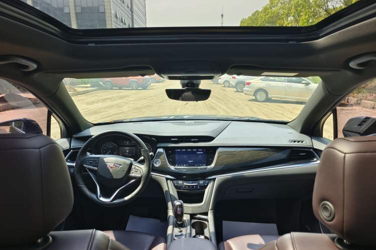 Used Cadillac XT6 2022 2.0T 7-Seater Four-Wheel Drive Luxury Standard Edition Headliner