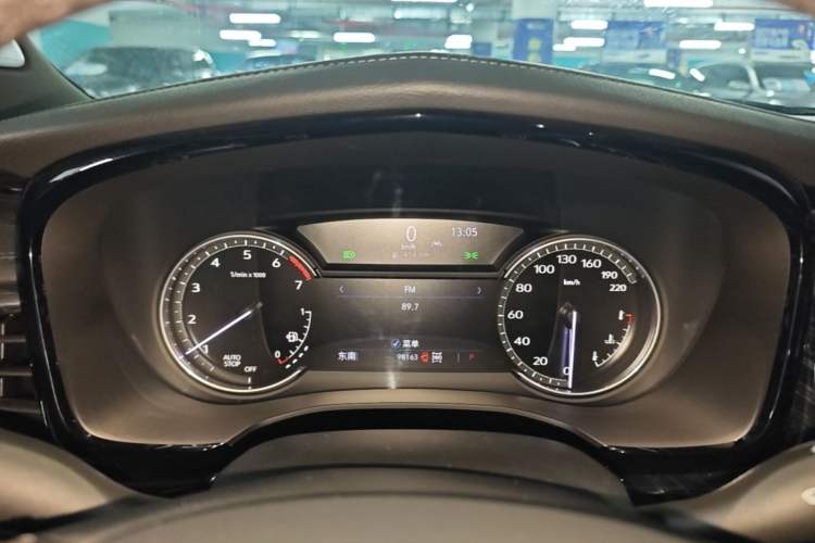 Used Cadillac XT6 2022 2.0T Six-Seater Four-Wheel Drive Luxury Version Instrument Cluster