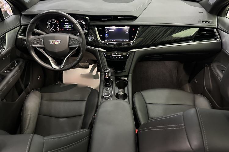 Used Cadillac XT6 2022 2.0T Six-Seater Four-Wheel Drive Luxury Version Interior 1