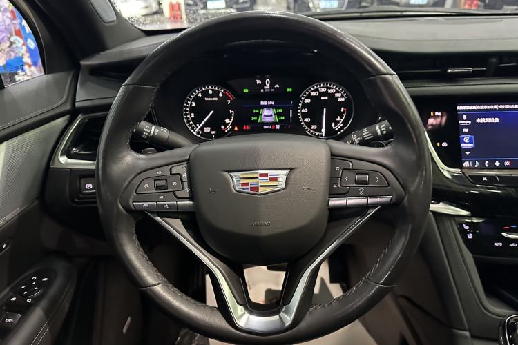 Used Cadillac XT6 2022 2.0T Six-Seater Four-Wheel Drive Luxury Version Interior 2
