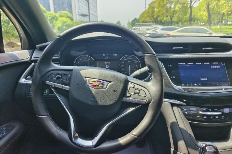 Used Cadillac XT6 2022 2.0T 7-Seater Four-Wheel Drive Luxury Standard Edition Interior 5