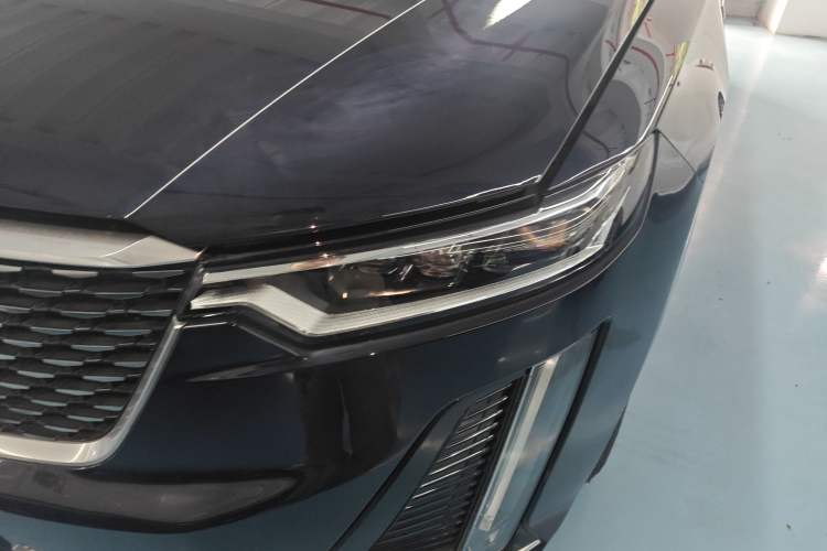 Used Cadillac XT6 2022 2.0T Six-Seater Four-Wheel Drive Luxury Version Left Front Headlight
