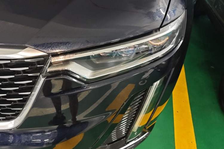 Used Cadillac XT6 2022 2.0T Six-Seater Four-Wheel Drive Luxury Version Left Front Headlight