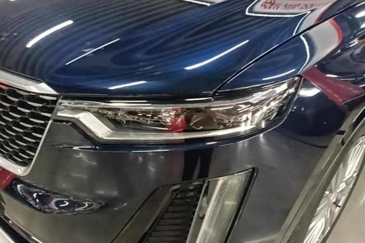 Used Cadillac XT6 2022 2.0T Six-Seater Four-Wheel Drive Luxury Version Left Front Headlight