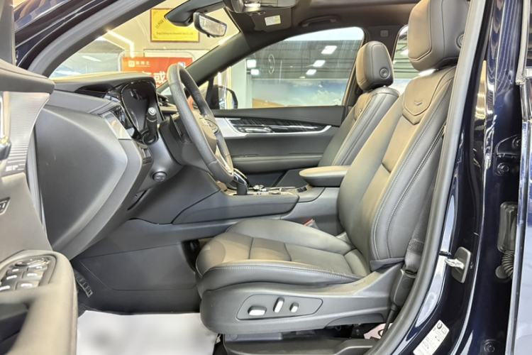 Used Cadillac XT6 2022 2.0T 7-Seater Four-Wheel Drive Luxury Version Left Front Seat