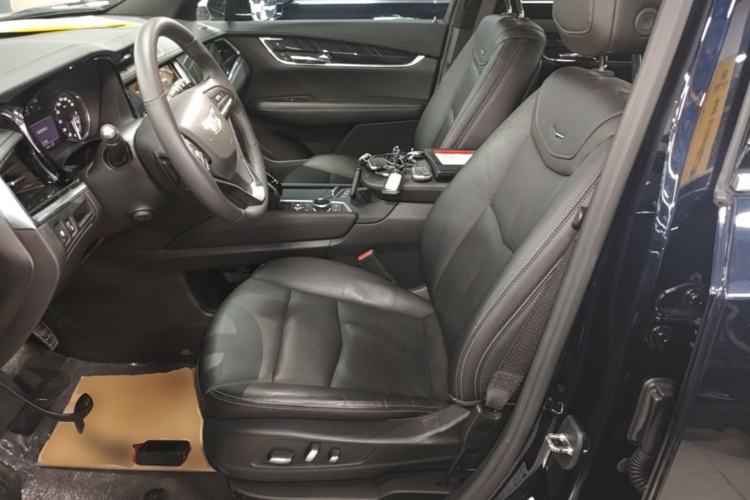 Used Cadillac XT6 2022 2.0T 7-Seater Four-Wheel Drive Luxury 120th Anniversary Limited Edition Left Front Seat
