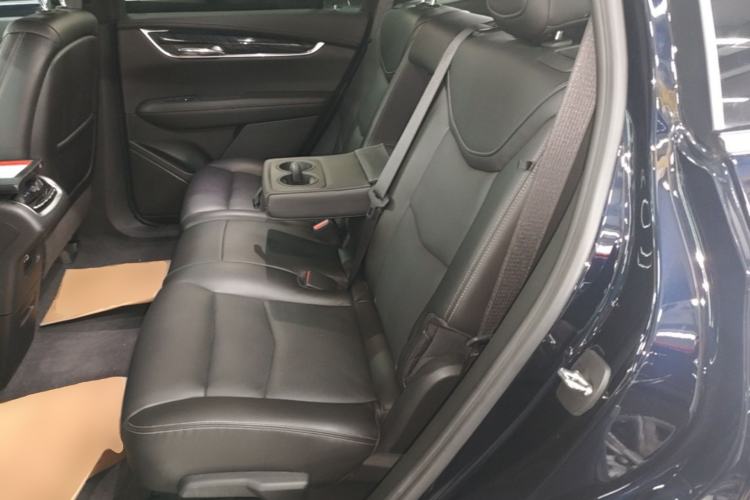 Used Cadillac XT6 2022 2.0T 7-Seater Four-Wheel Drive Luxury 120th Anniversary Limited Edition Left Rear Seat