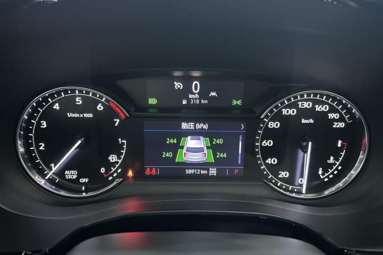 Used Cadillac XT6 2022 2.0T Six-Seater Four-Wheel Drive Luxury Version Odometer Close Up