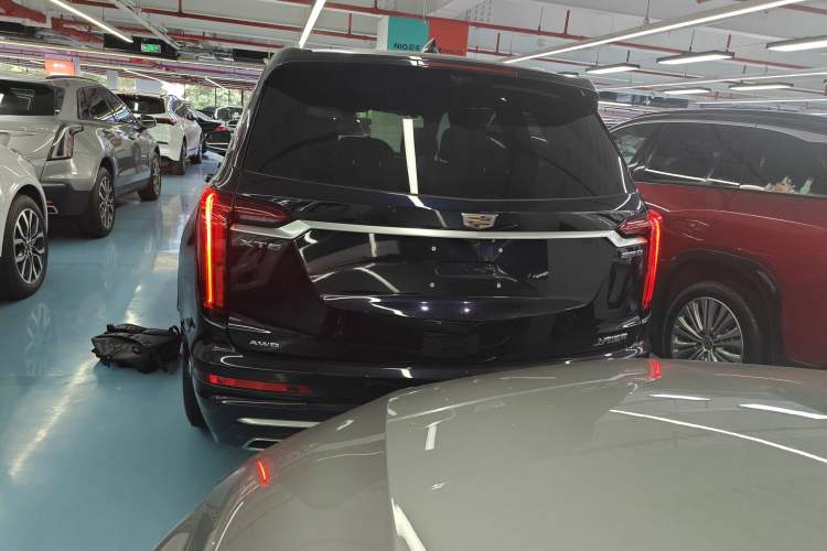 Used Cadillac XT6 2022 2.0T Six-Seater Four-Wheel Drive Luxury Version Rear