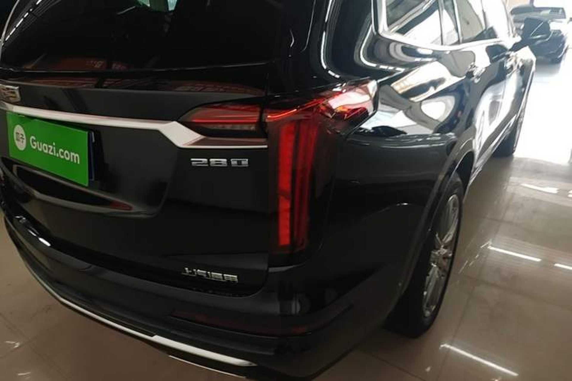 Used Cadillac XT6 2022 2.0T Six-Seater Two-Wheel-Drive Luxury Version Right Rear Taillight