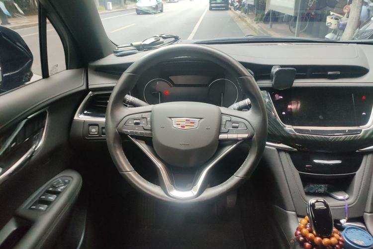 Used Cadillac XT6 2022 2.0T 7-Seater Four-Wheel Drive Luxury Standard Edition Steering Wheel