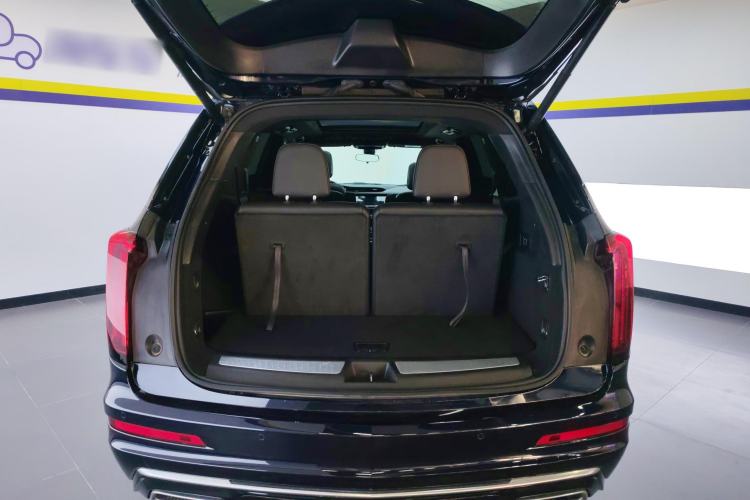 Used Cadillac XT6 2022 2.0T Six-Seater Four-Wheel-Drive Luxury Version Trunk