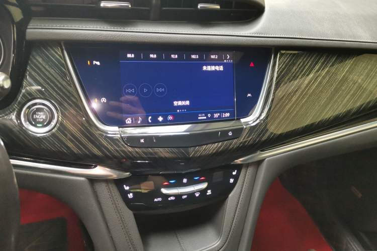 Used Cadillac XT6 2022 2.0T Six-Seater Four-Wheel Drive Luxury Version Audio And AC Panel