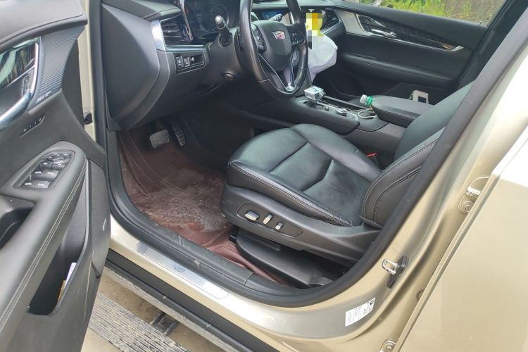 Used Cadillac XT6 2022 2.0T Six-Seater Four-Wheel Drive Luxury Version Driver Seat