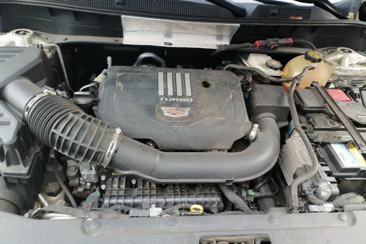 Used Cadillac XT6 2022 2.0T Six-Seater Four-Wheel-Drive Prestige Version Engine Bay
